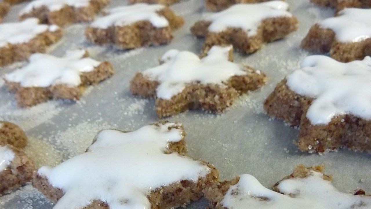 Jahreszeiten-Aktionen: Selbstgebackene Plätzchen ©OroVerde