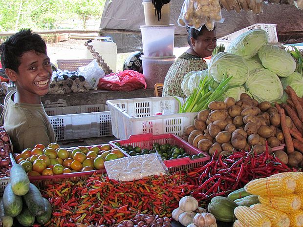 Lokale Marktstände in Indonesien