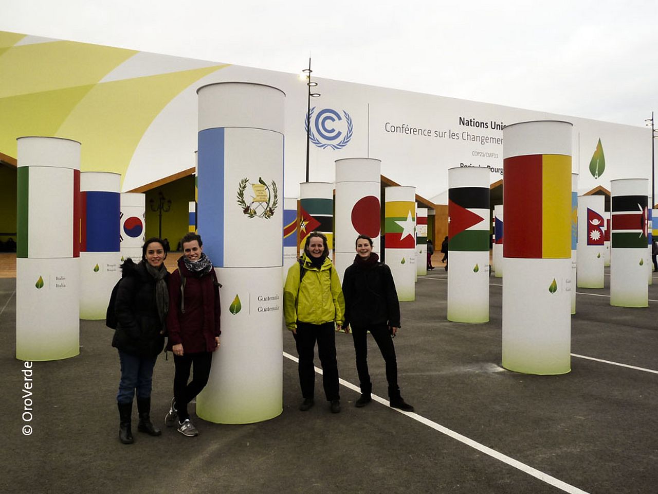 Wie hier auf der Klimakonferenz COP21 werden vielfältige Meinungen, Positionen und Partnerschaften immer wichtiger, um Lösungen für globale Probleme zu finden. ©OroVerde