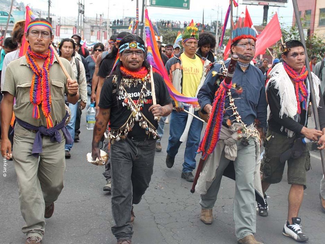 Die Kichwa demonstrierten öffentlich im Kampf gegen die Zerstörung des Regenwaldes zur Erdölförderung. ©Sarayaku Die Kichwa demonstrierten öffentlich im Kampf gegen die Zerstörung des Regenwaldes zur Erdölförderung. ©Sarayaku