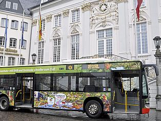 Regenwaldbus ©Noemi Lau