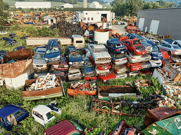 Auf dem Schrottplatz werden die Rohstoffe recycelt ©Tom Fisk – Pexels