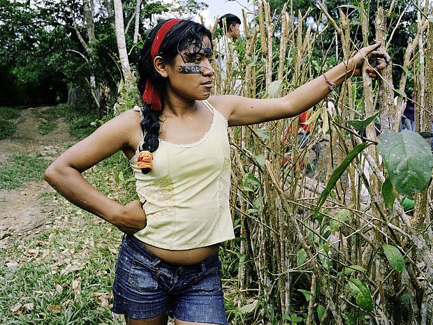 Die Indigenen von Sarayaku kämpfen, um ihren Lebensraum ©Katharina Mouratidi, www.mouratidi.de