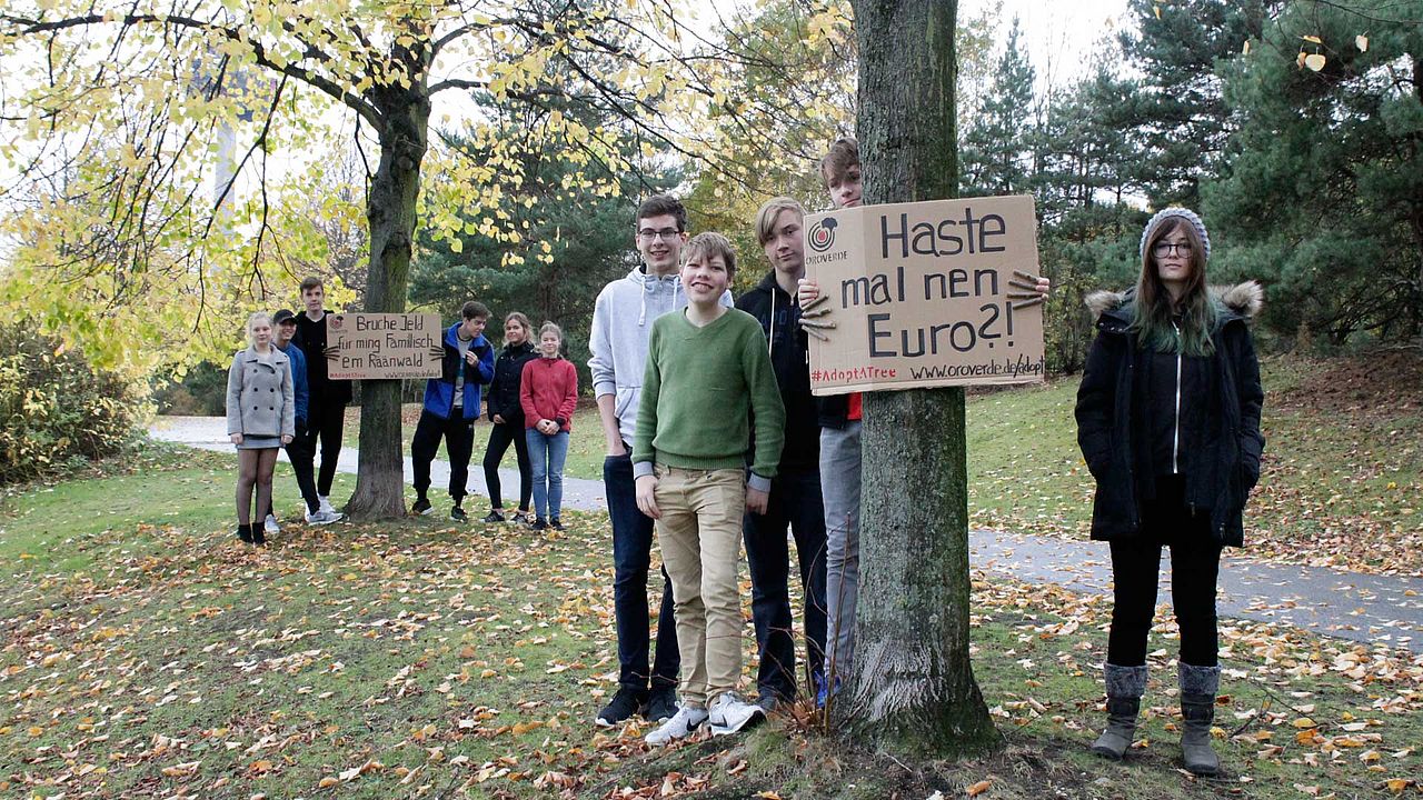 SSchüler mit Statement ©OroVerde/S.Korndörfer